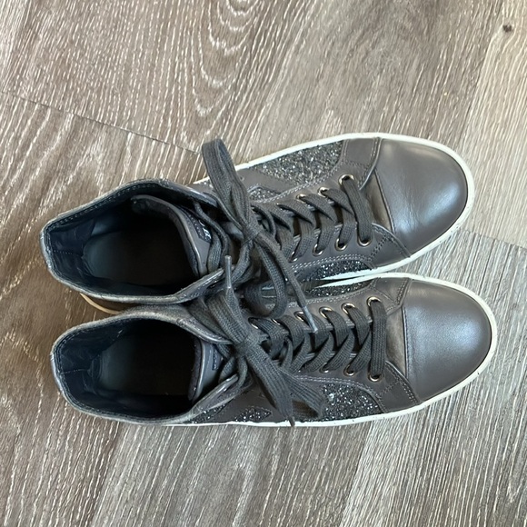 HOGAN - Picture 5 of 17